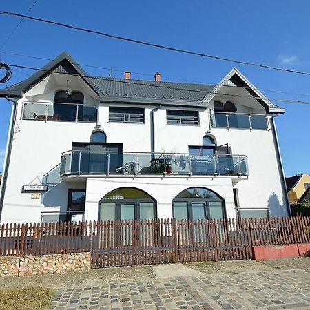 Nora Haz Hajduszoboszlo酒店 外观 照片